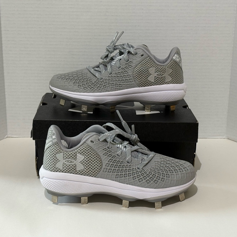 Under Armour Women’s Glyde 2 MT Softball Cleats 3026601-102